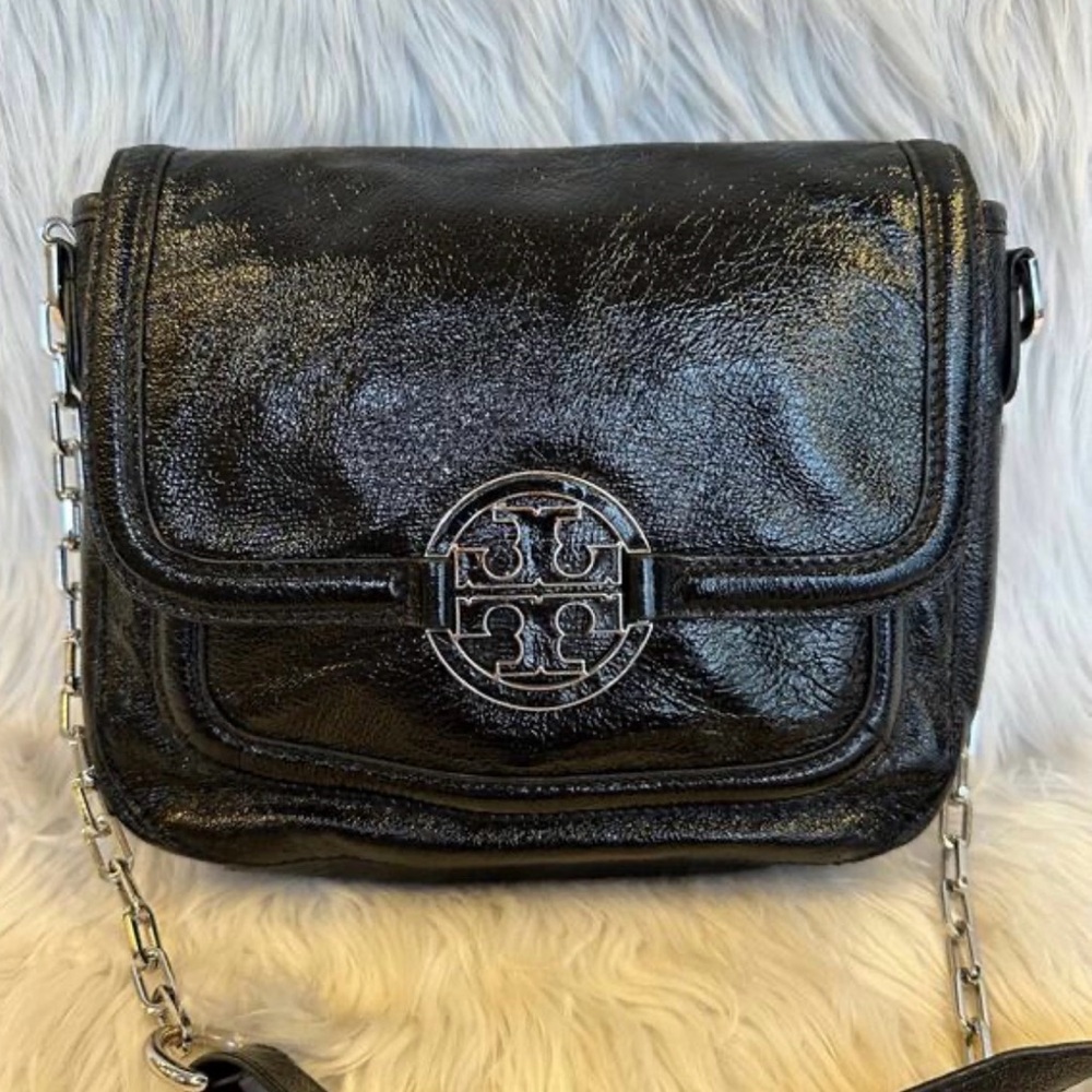 Tory Burch Amanda Patent Black Leather Crossbody Bag with chain⛓️ handle